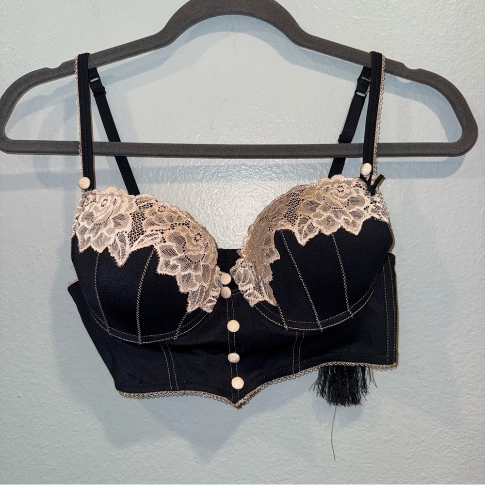 Kardashian Sears Black and Cream Lace Accent corset bra size medium
